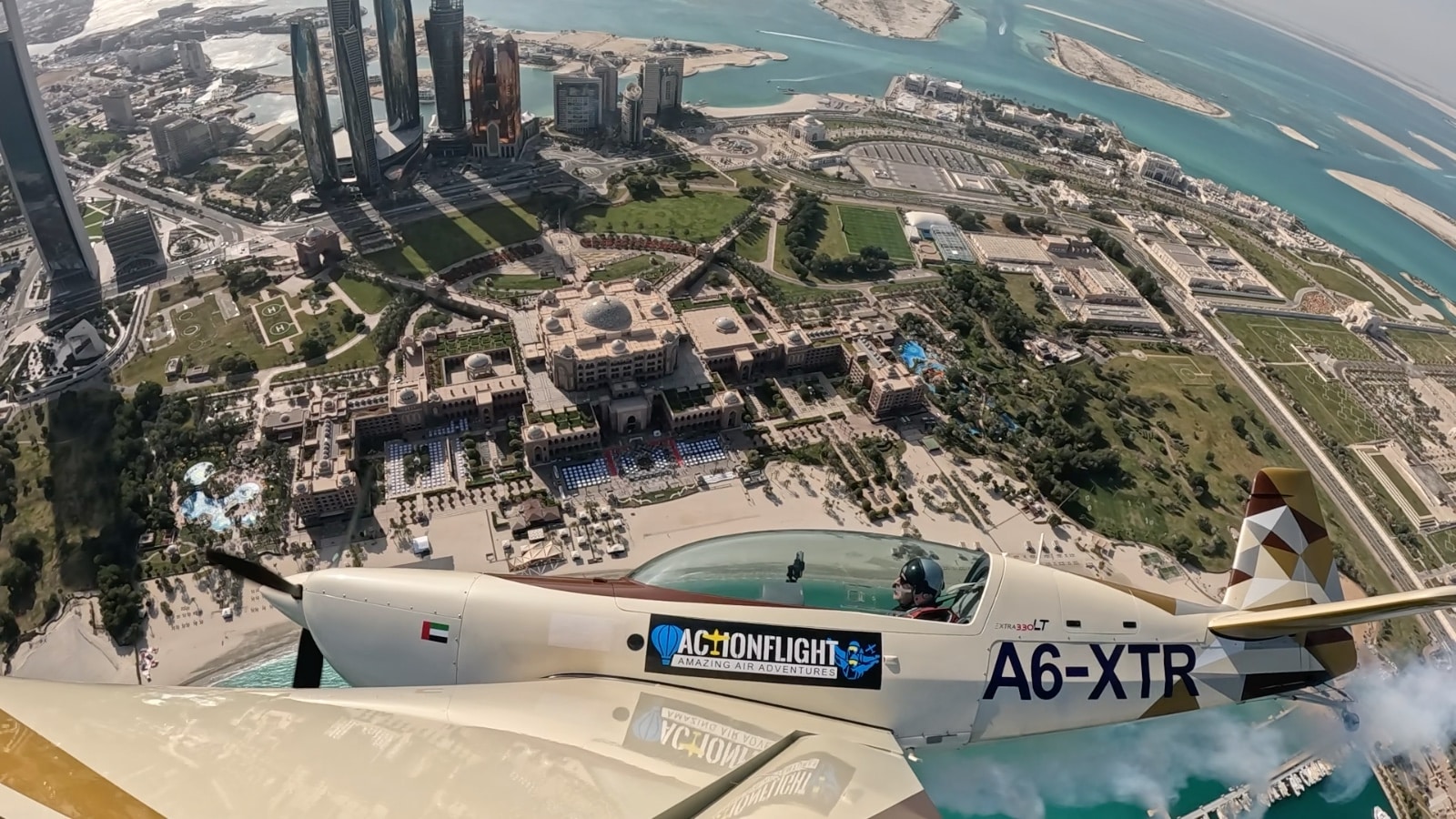 Aerobatic Displays & Formation Flights